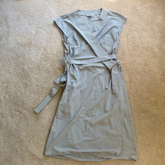 Athleta newport dress size medium - Picture 2 of 13